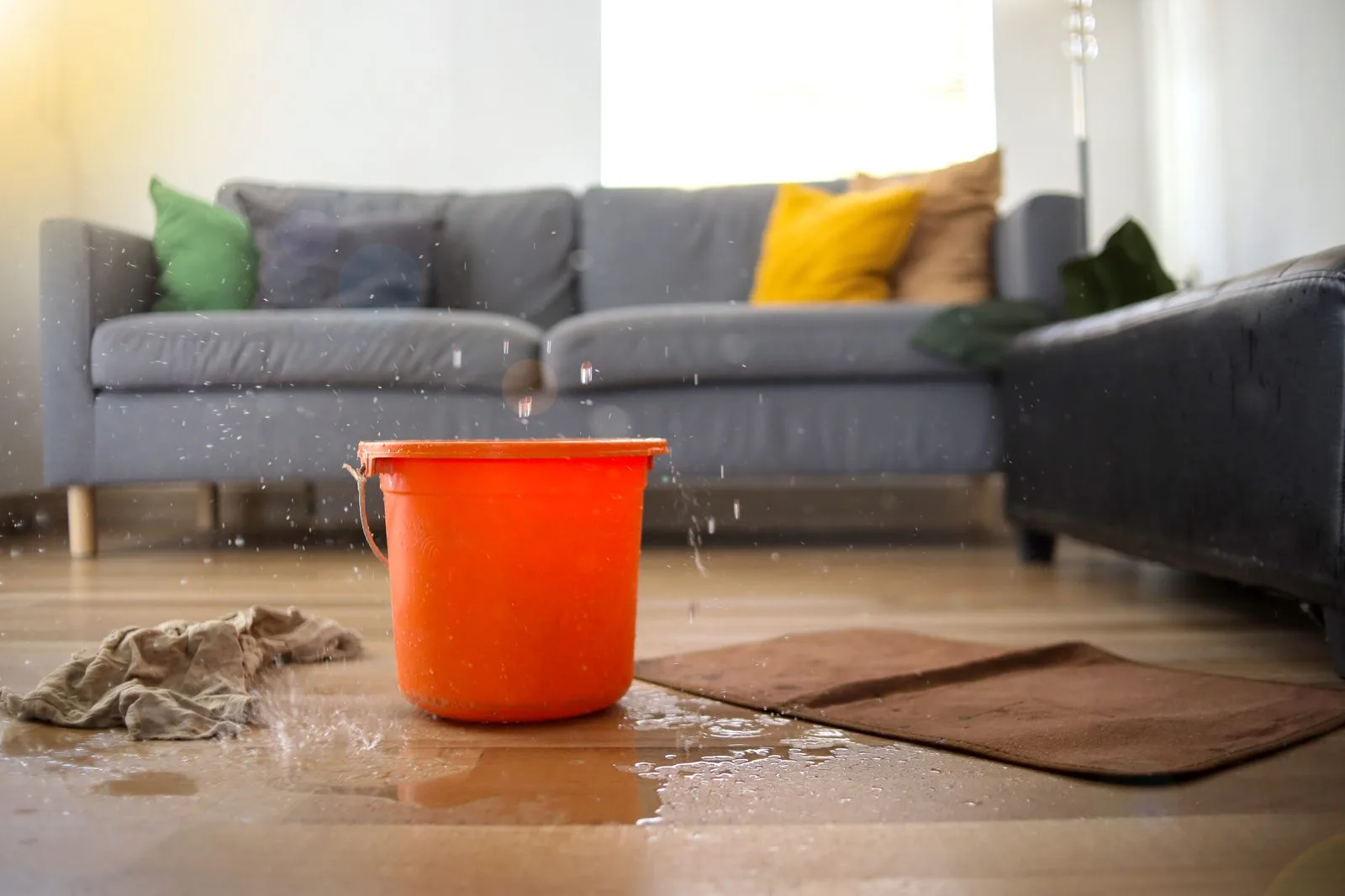 Vattenskada i bostadsrätt – ansvar mellan medlem och förening