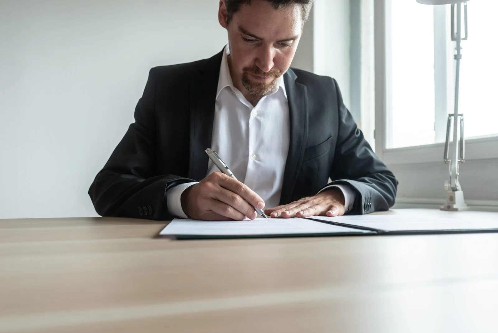 Undertecknande av testamente enligt formkraven